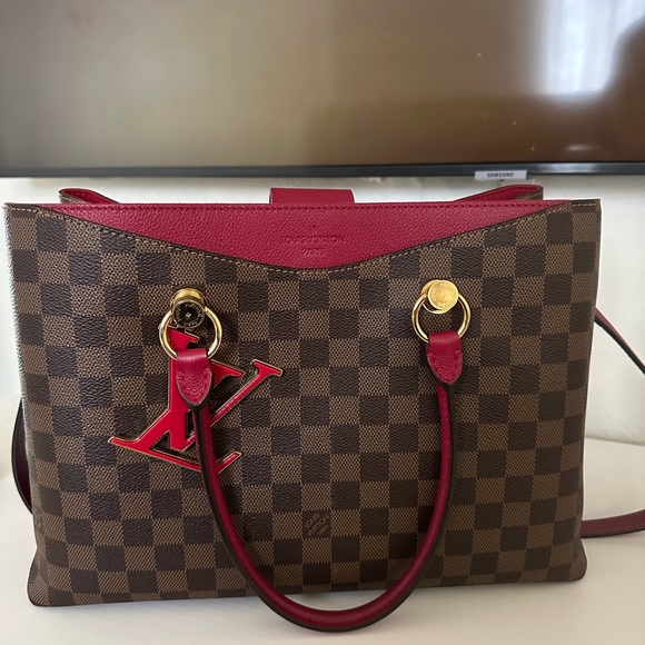 Authentic Louis Vuitton Rivers Handbag - Picture 3 of 8